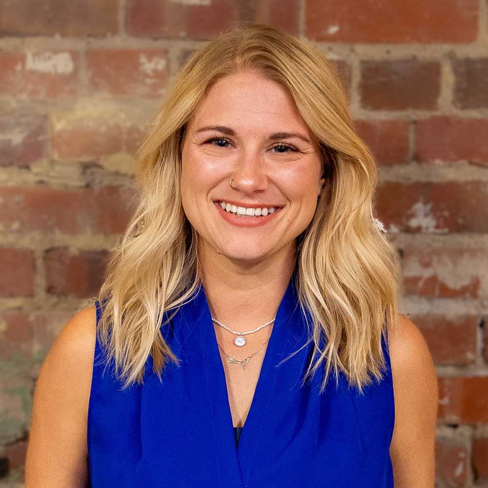 Headshot for Nicki Schiller